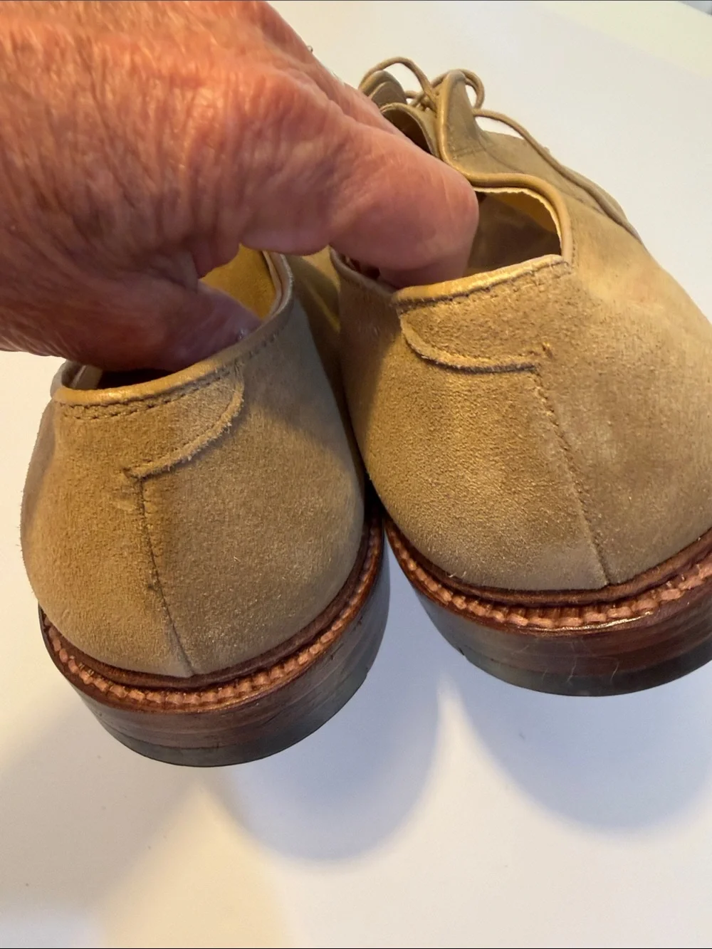 Alden Plain Toe Blucher Flex Welt Tan Suede Sz 12.  New/Flawed.  Tub10
